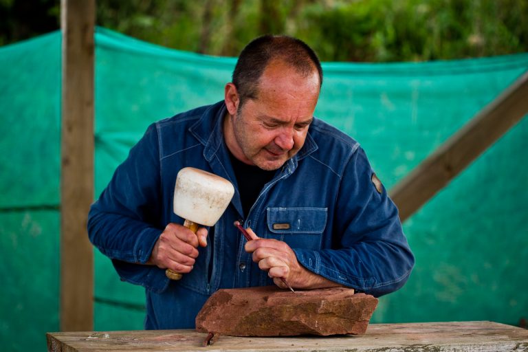 Barry Grove Stone Carver